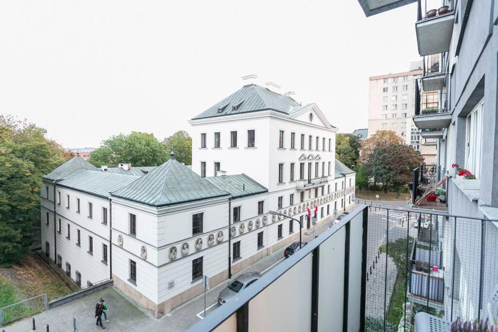 Piekne, Przestronne Mieszkanie Przy Placu Teatralnym. Varşovia Exterior foto